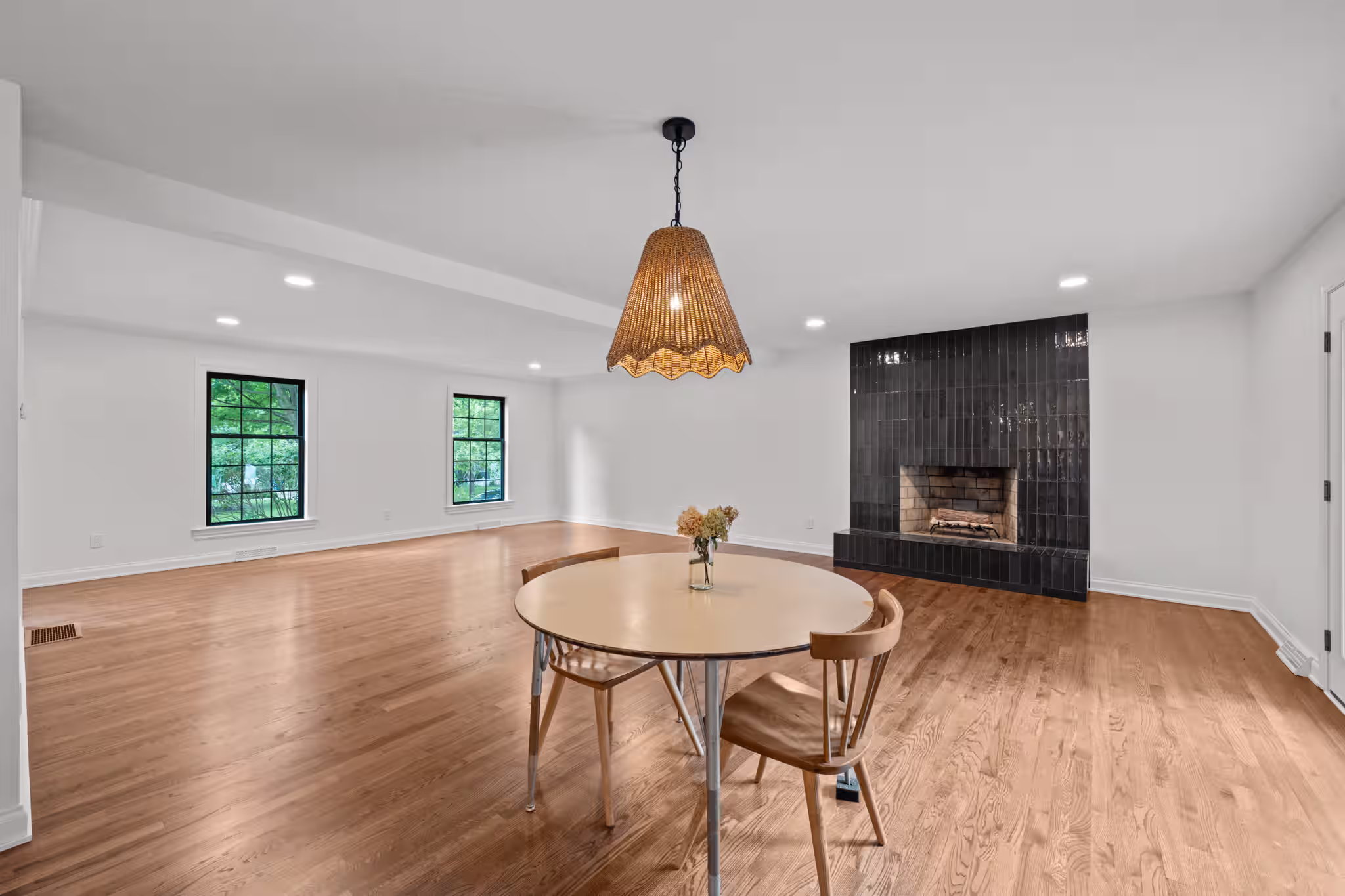 Feature dinning room